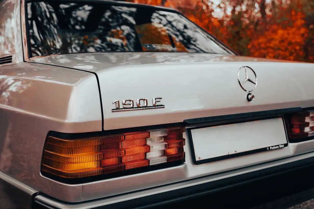 Mercedes-Benz 190 2.0 E 118cv, foto 1