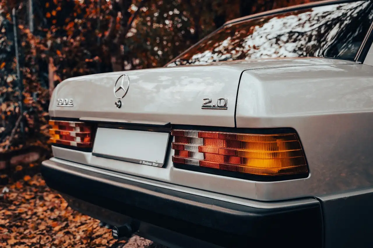 Mercedes-Benz 190 2.0 E 118cv, foto 8