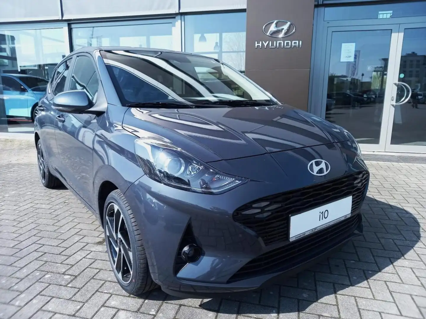 Hyundai i10 FL 1.2 Prime, Smart Key.Navi.Klimaaut.SHZ.LM Grau - 2