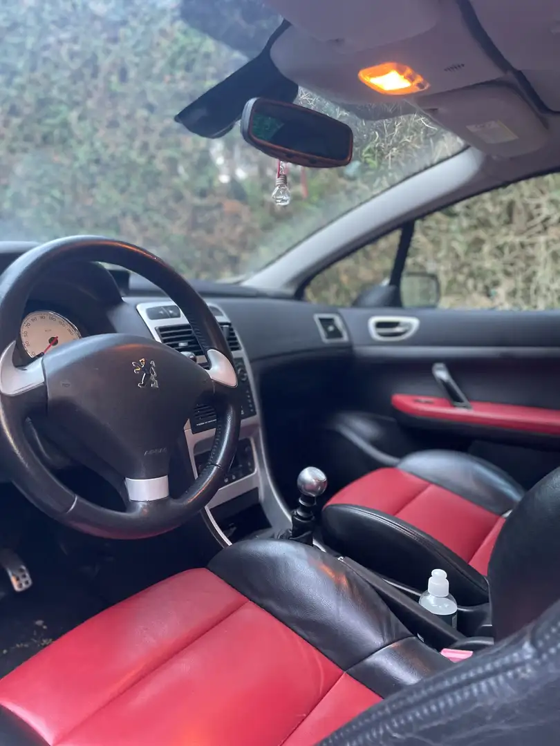 Peugeot 307 307 CC 2.0 HDi JBL FAP Zilver - 2