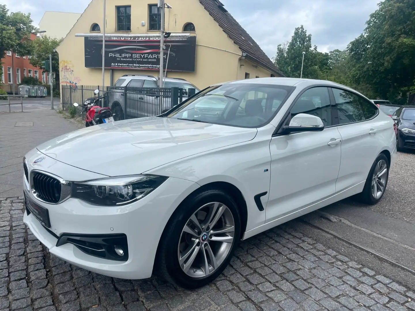 BMW 320 d GRAN TURISMO SPORT LINE*2.HAND*AUT.*LEDER* Білий - 1