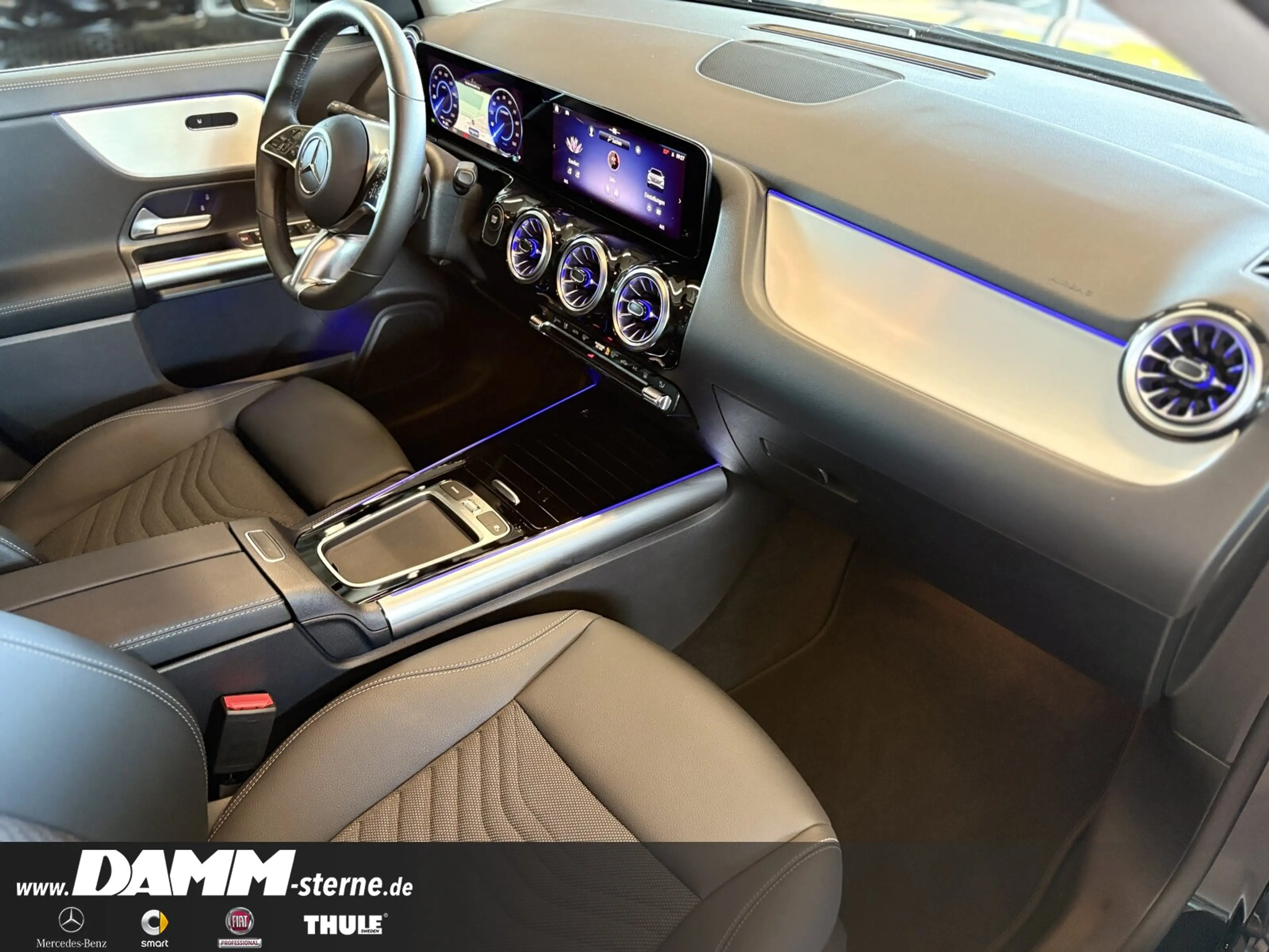 Mercedes-Benz EQA 300 EQA 300 4M Progressive Adv/WD Glas/60M GA+Flex LED — photo 11