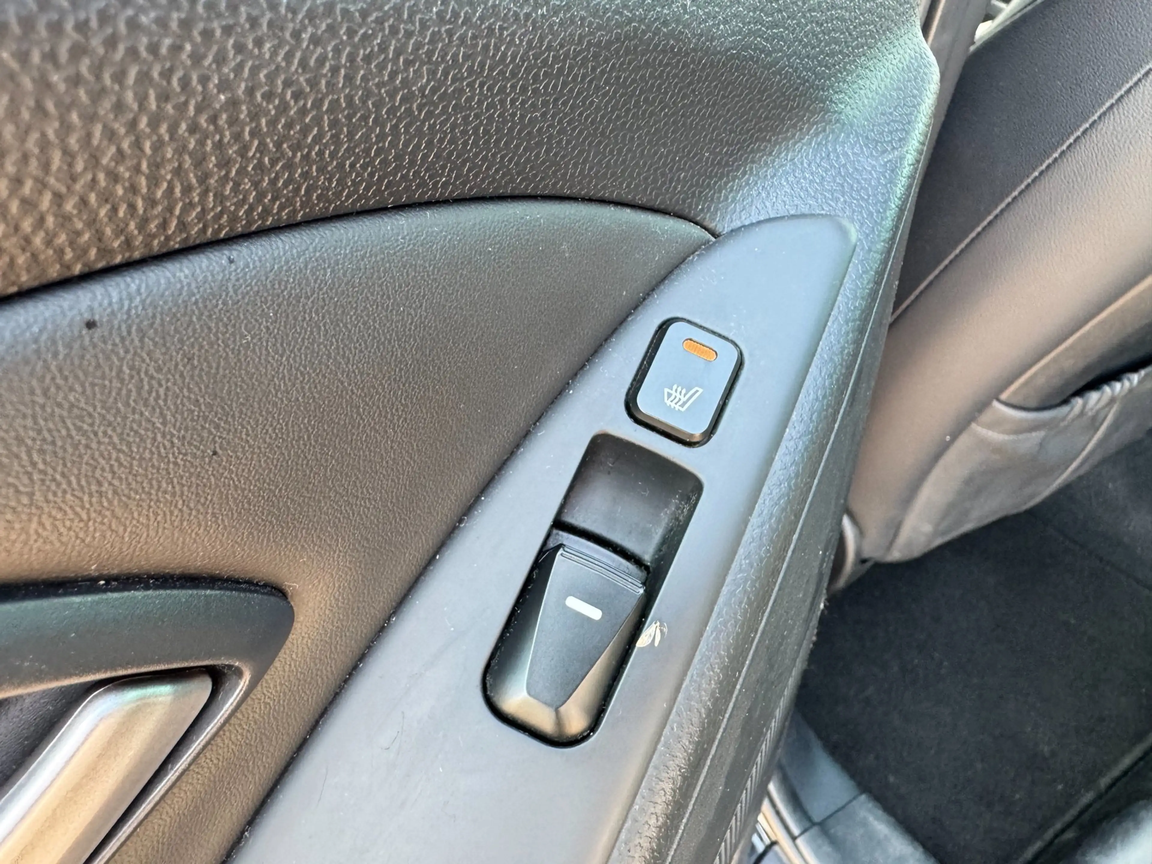 Hyundai iX35 2.0i i-Catcher **PANODAK + CAMERA + THAAK + KEYLES — photo 13