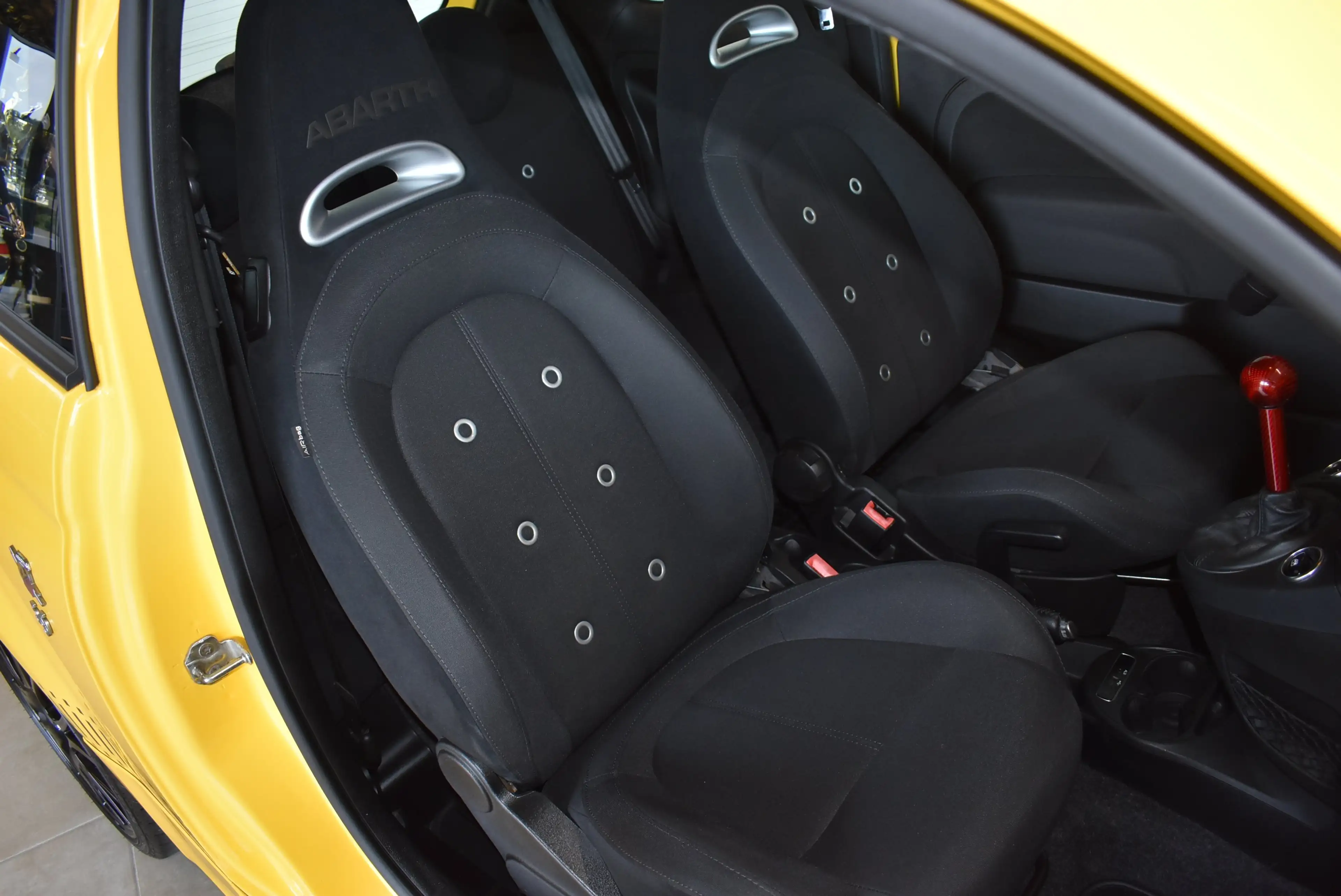 Abarth 500 //595 — photo 17