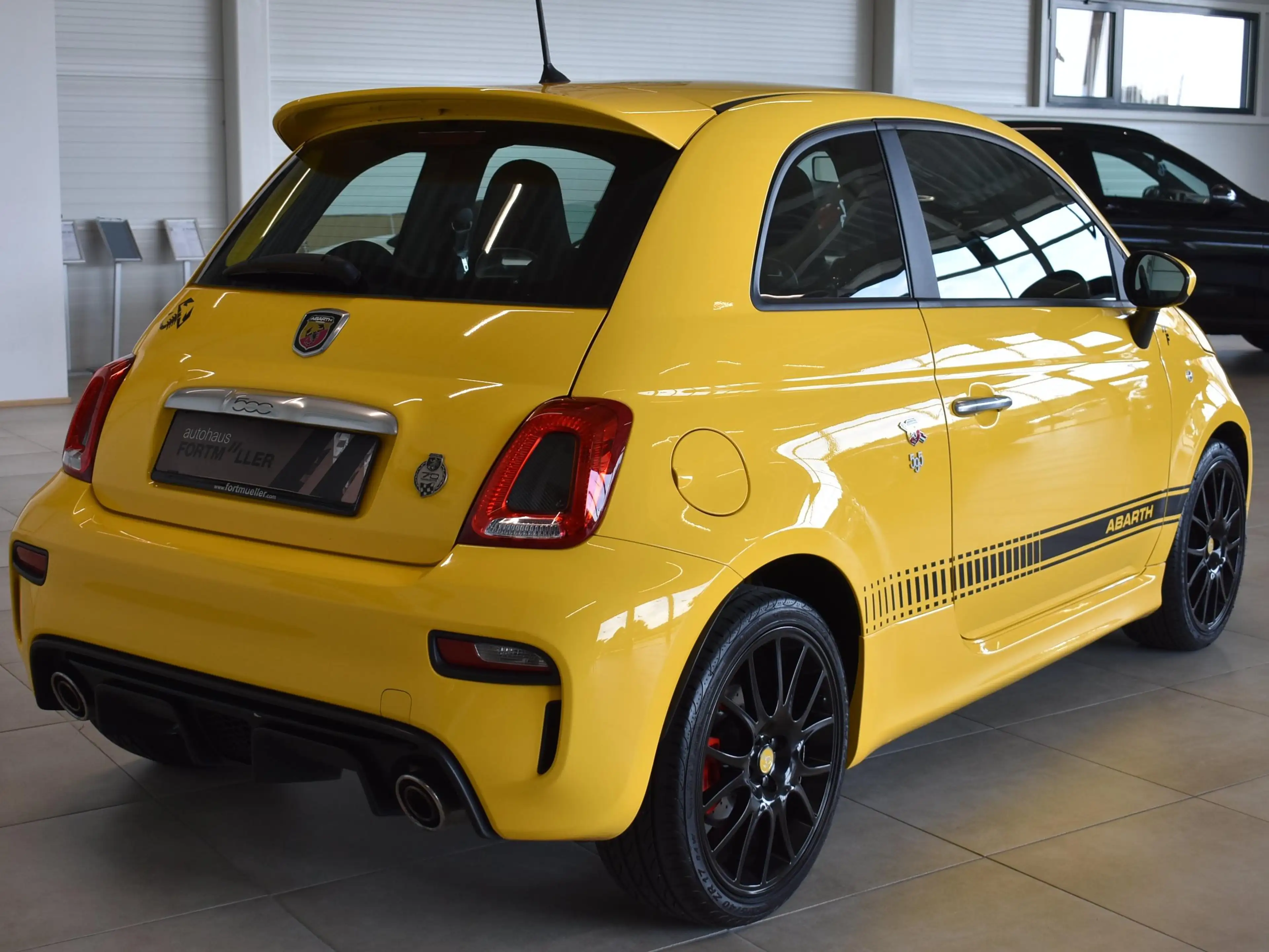 Abarth 500 //595 — photo 8