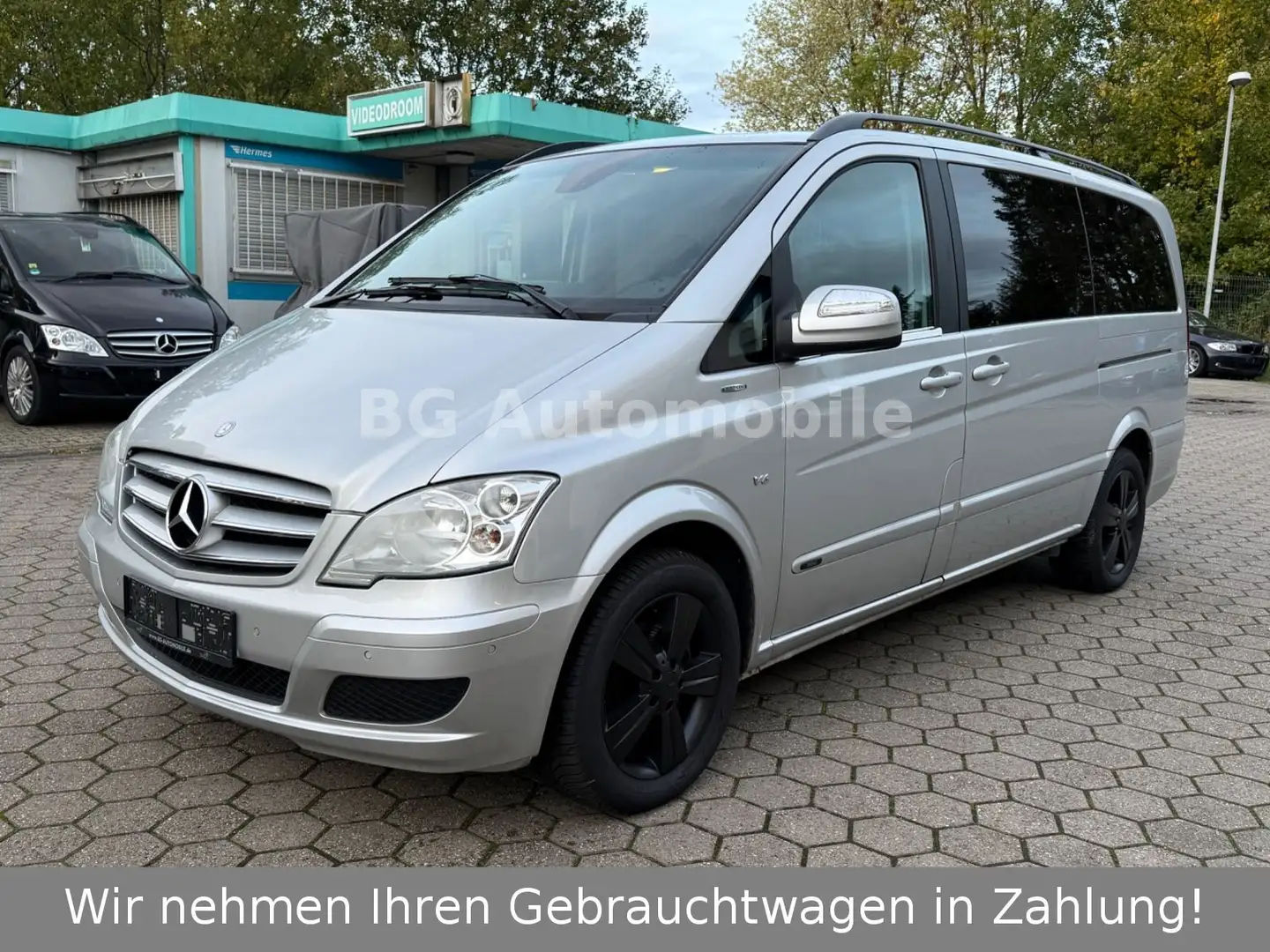 Mercedes-Benz Viano 3.0 CDI Trend Edition V6 Lang *8 Sitzer* Argent - 1