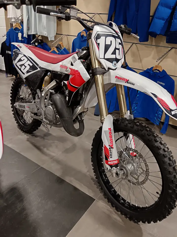 Yamaha YZ 125