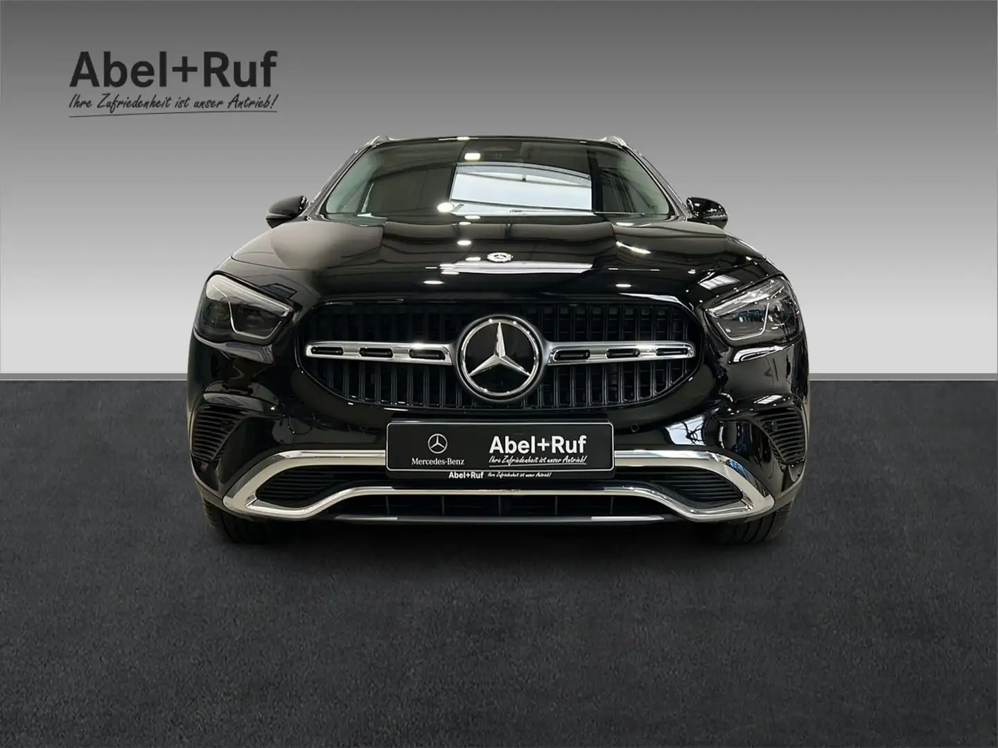 Mercedes-Benz GLA 200 d PROGRESSIVE+MBUX+DISTR+MULTI+Kamera+18" Black - 2