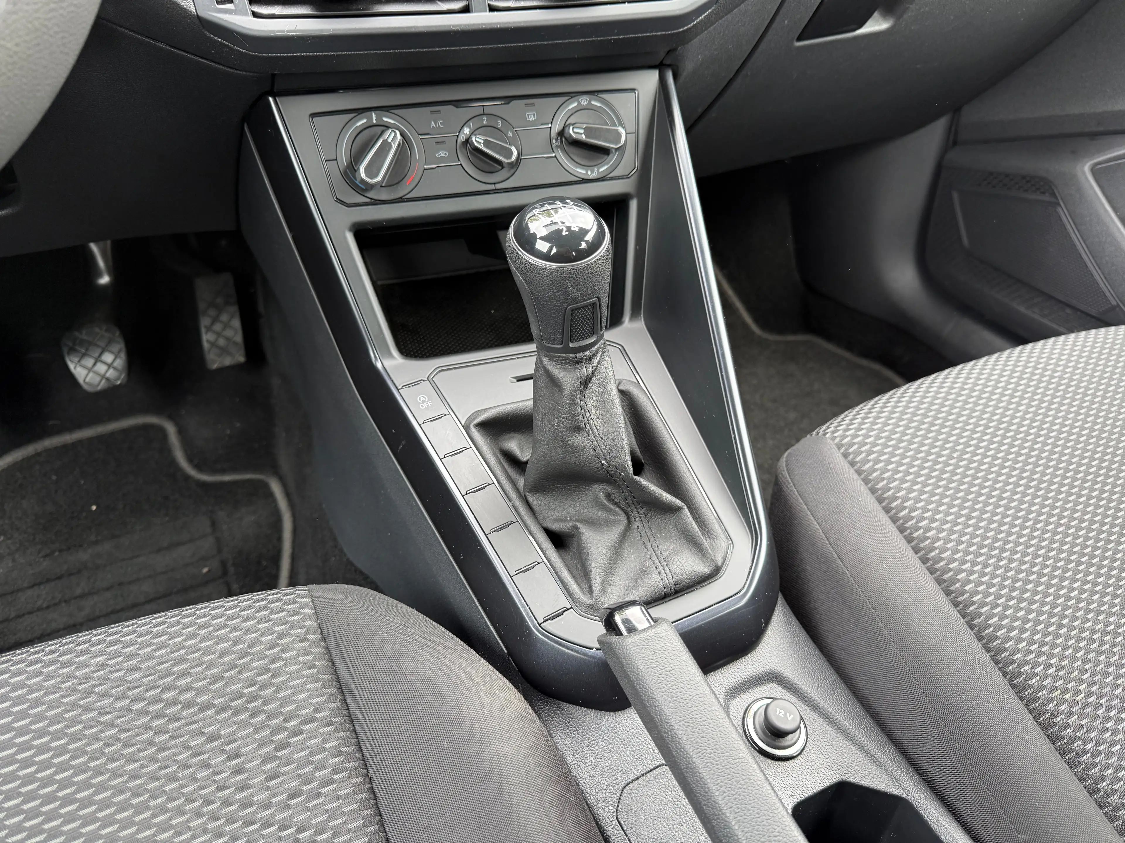 Volkswagen Polo 1,0 beats //NUR 62.000 km// — photo 12