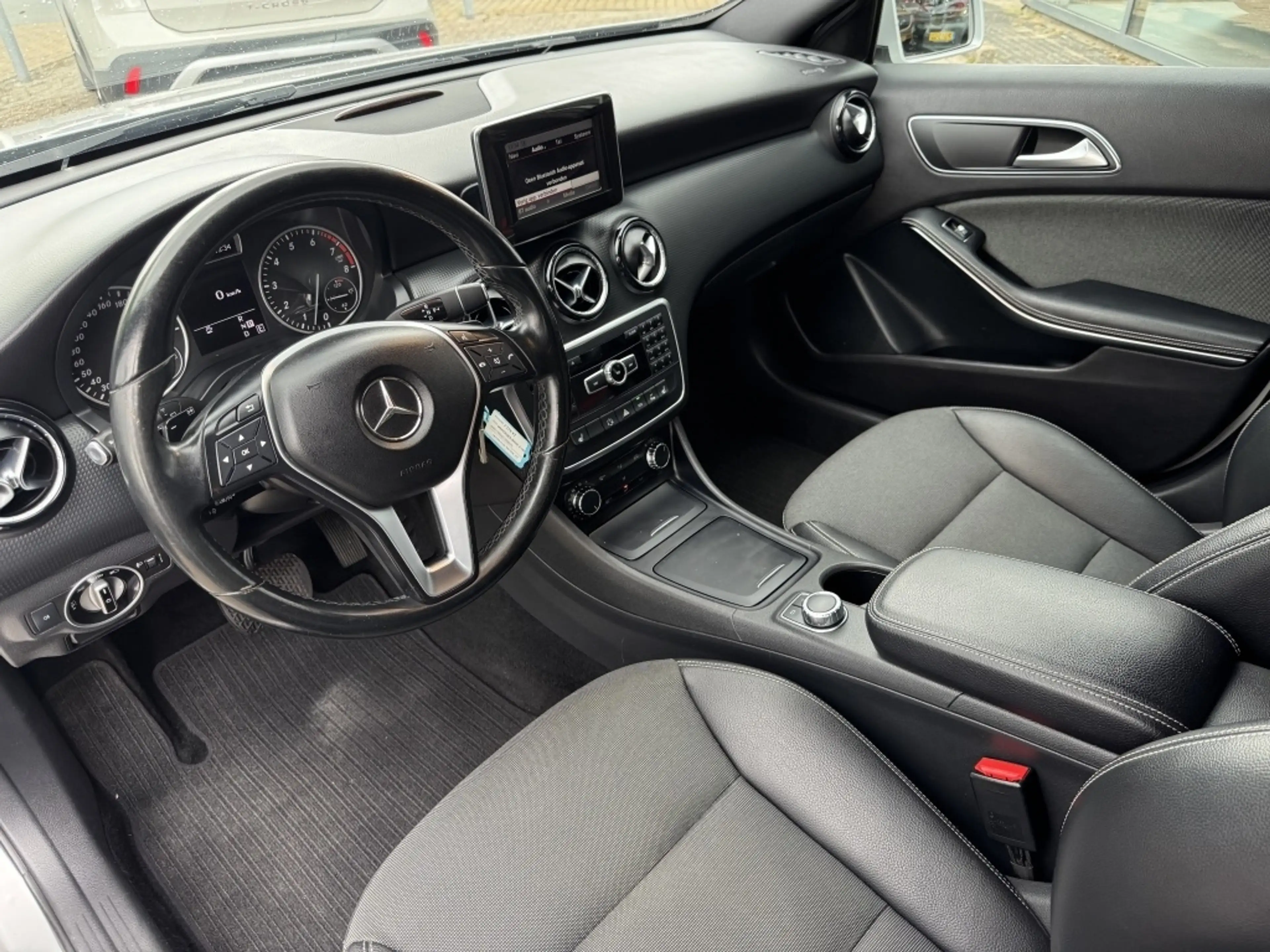 Mercedes-Benz A 180 Ambition — photo 5