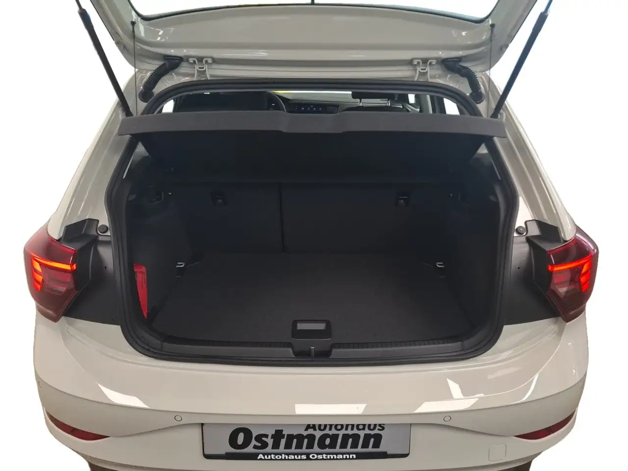 Volkswagen Polo VI 1.0 Facelift LED PDC SpurH Virtual 14
