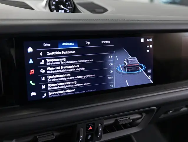 Porsche Cayenne E-Hybrid Coupé Black Edition Ansicht 27