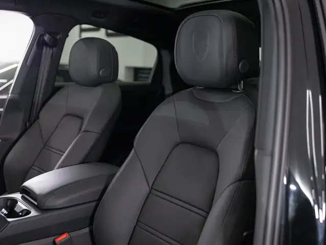 Porsche Cayenne E-Hybrid Coupé Black Edition Ansicht 37