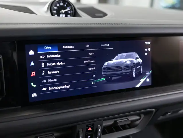 Porsche Cayenne E-Hybrid Coupé Black Edition Ansicht 28