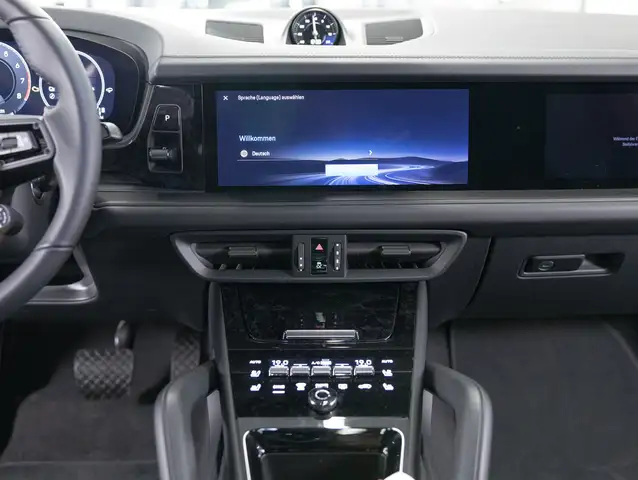 Porsche Cayenne E-Hybrid Coupé Black Edition Ansicht 35