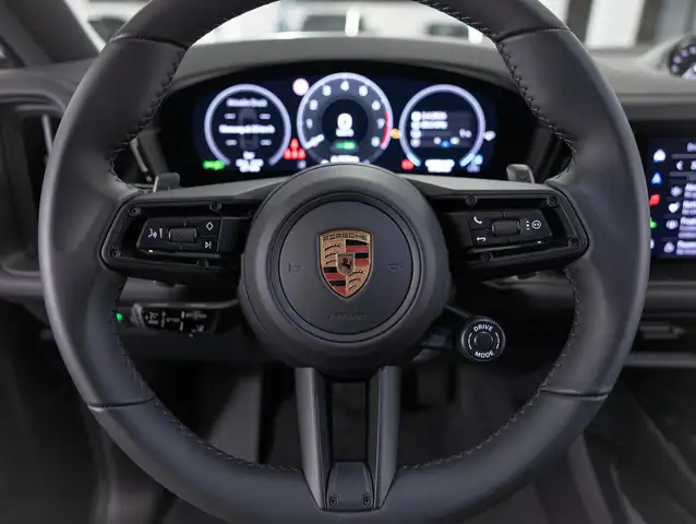 Porsche Cayenne E-Hybrid Coupé Black Edition Ansicht 8