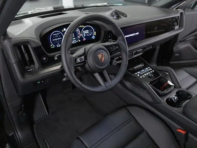 Porsche Cayenne E-Hybrid Coupé Black Edition Ansicht 6