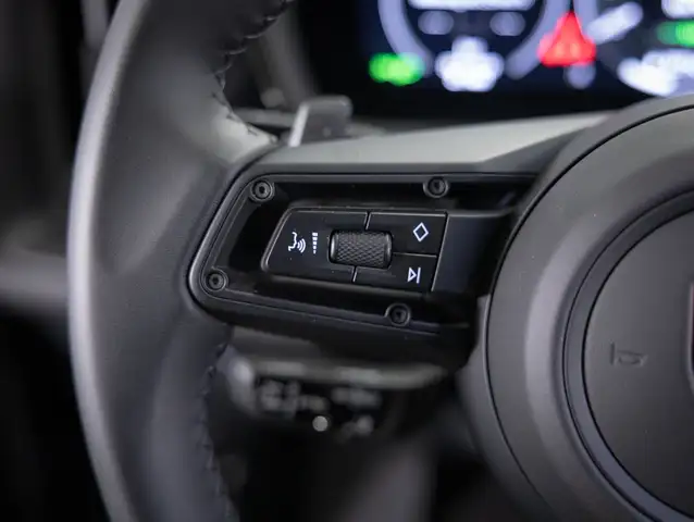 Porsche Cayenne E-Hybrid Coupé Black Edition Ansicht 9