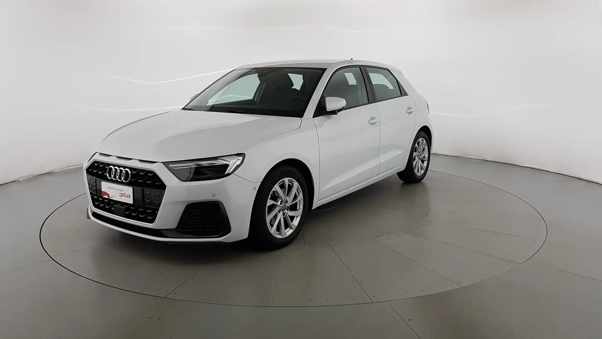Audi A1 SB 30 1.0 tfsi Admired s-tronic Bianco - 1