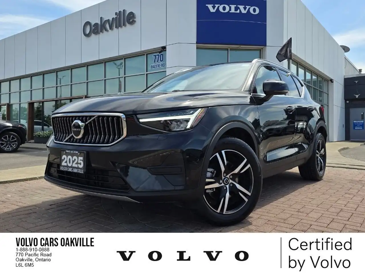 2025 Volvo XC40