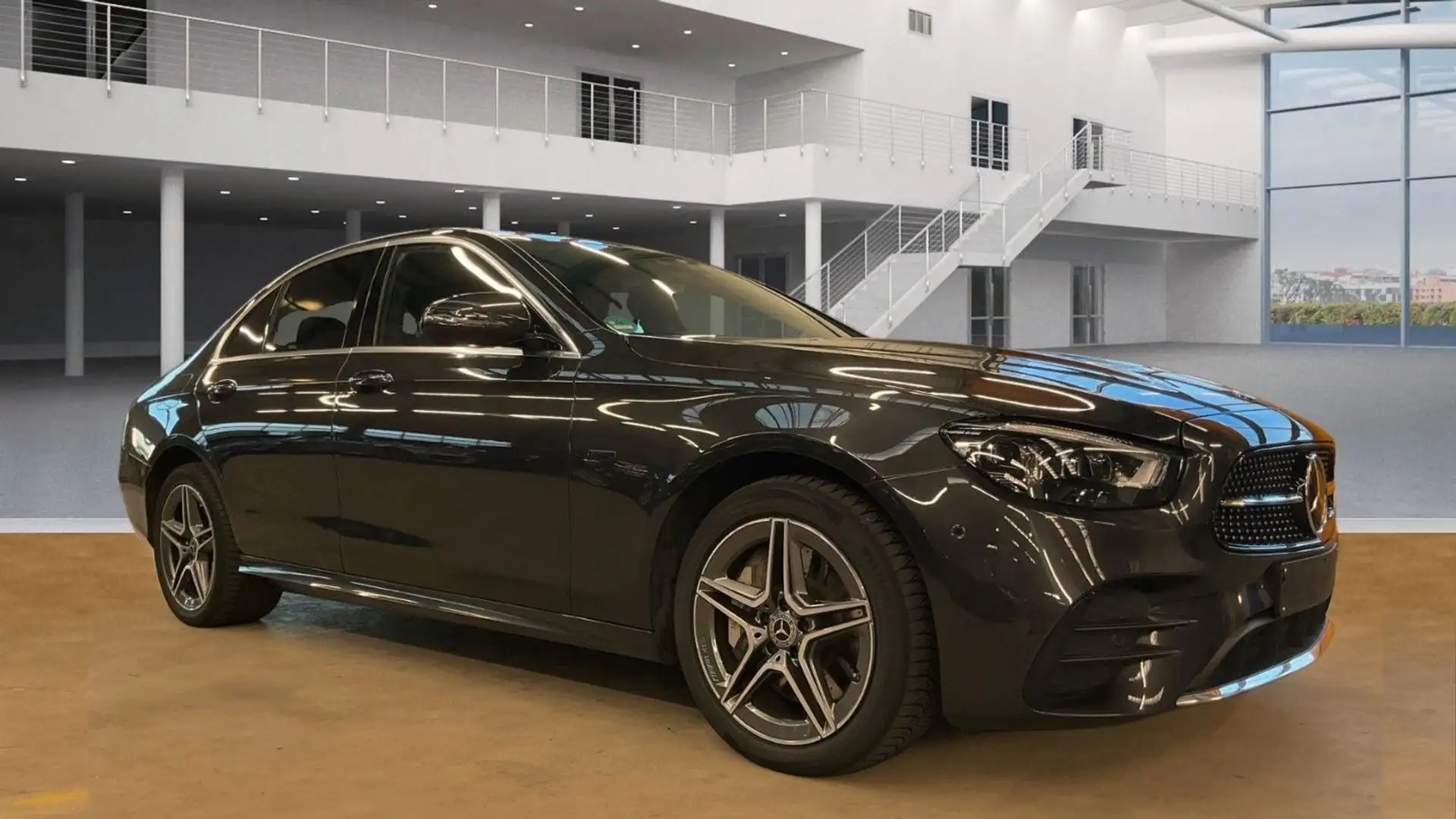 Mercedes-Benz E 300 de AMG-LINE/PANO/LED/BURMESTER Grün - 1
