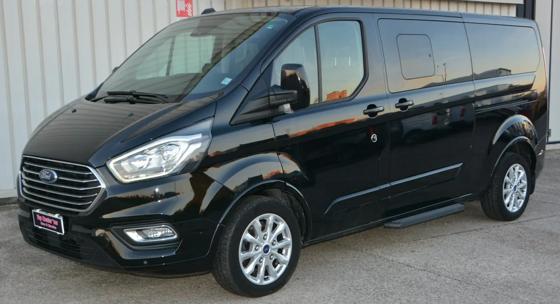 Ford Tourneo Custom 320 2.0 ECOBLUE 185CV PL C-SOLLEV TUTANIUM Negro - 1
