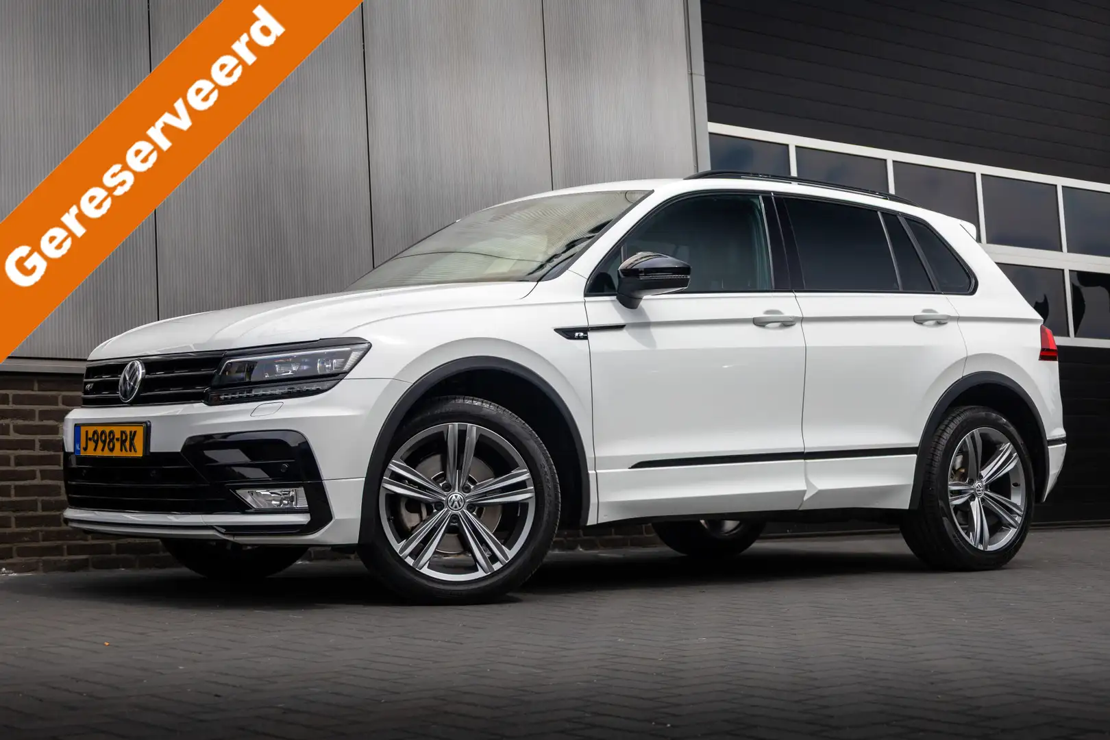 Volkswagen Tiguan 2.0 TSI 180 pk 4Motion Highline 2 x R-Line / Head- Wit - 1