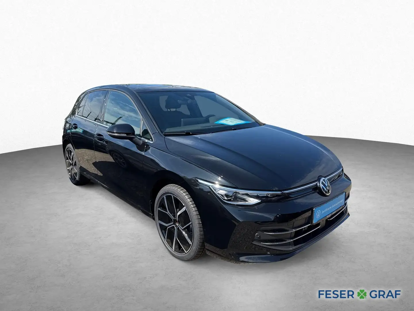 Volkswagen Golf VIII 1.5 eTSI DSG 50.J PANO LED-MATRIX HUD Schwarz - 2