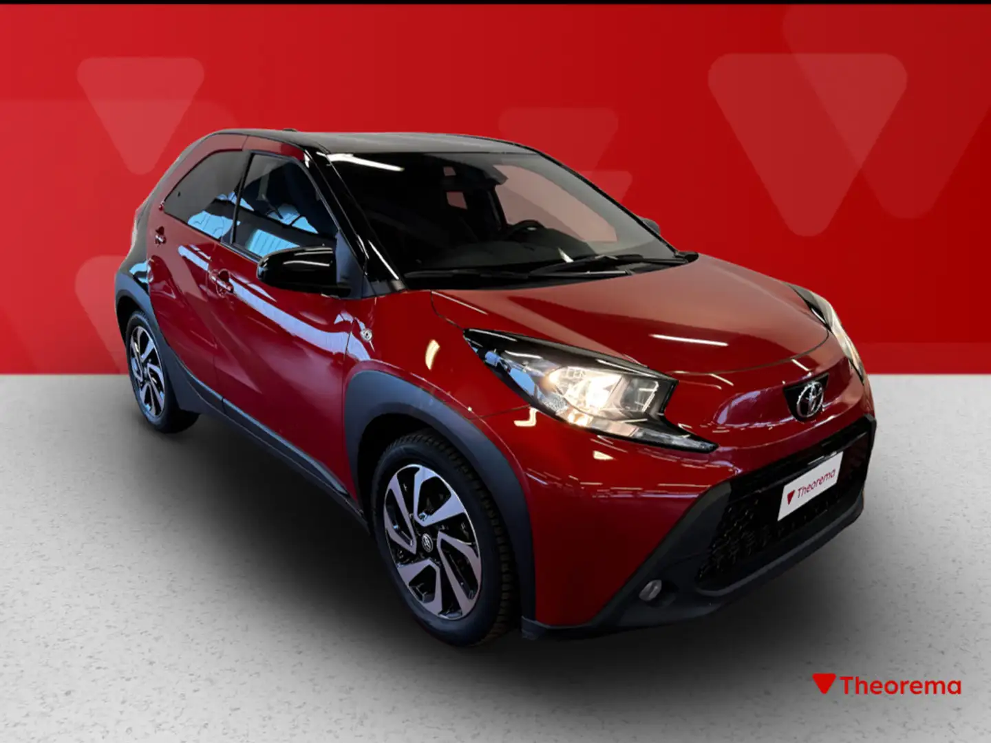 Toyota Aygo X 1.0  Trend Rosso - 1