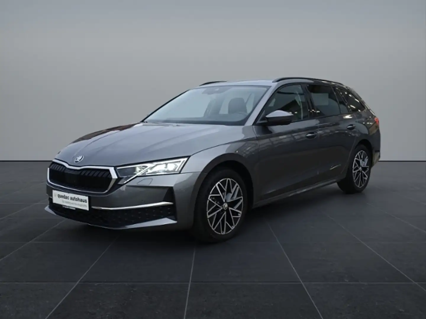 Skoda Octavia 2.0 TDI Selection NAVI HUD 360° 110 kW Silber - 2