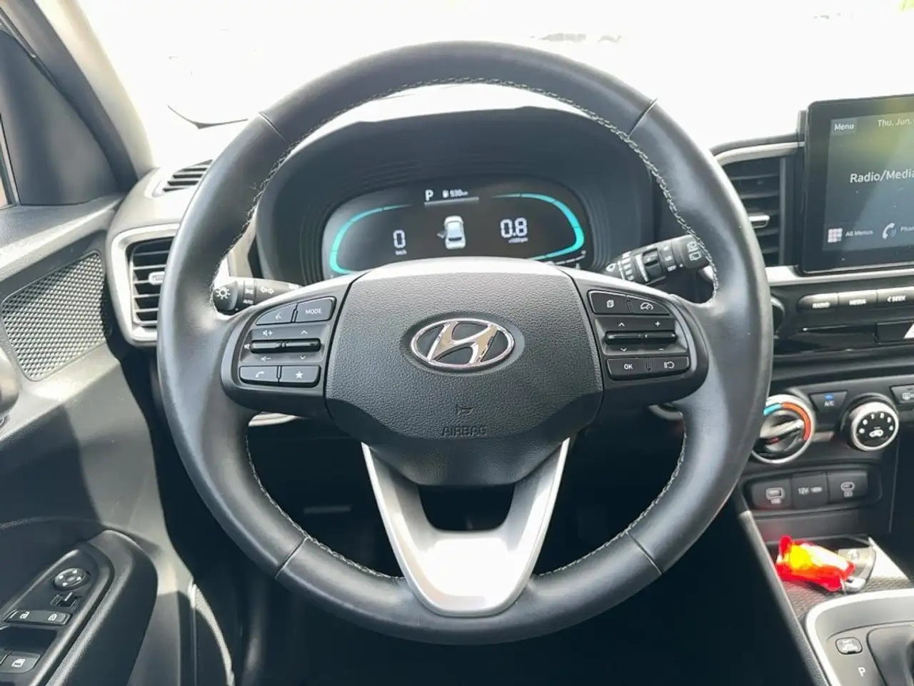Hyundai Venue снимка Hyundai Venue