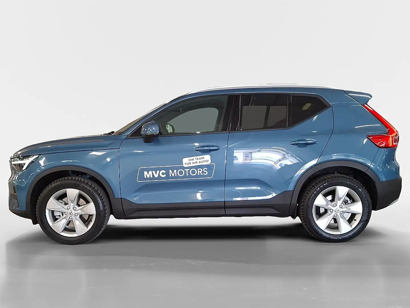 Volvo XC40 B3 Core Aut. Blau - 2
