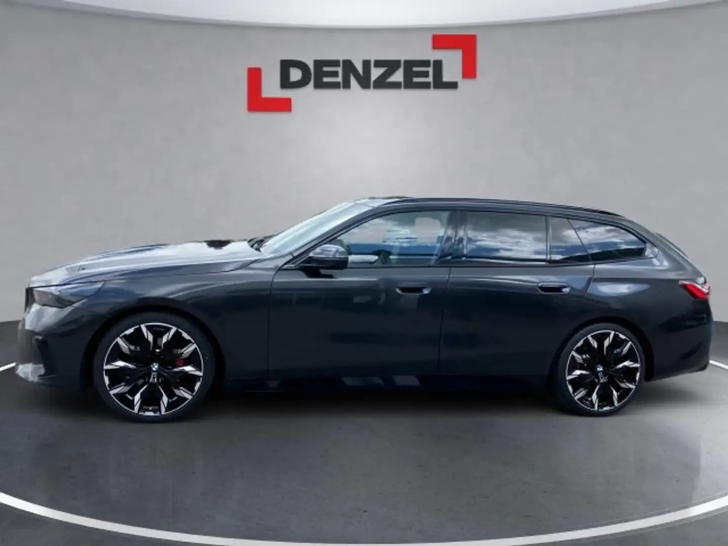 BMW 520 d xDrive Touring G61 B47 Grau - 2