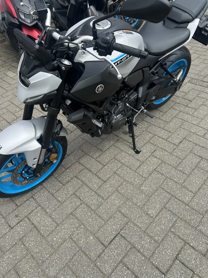 Yamaha MT-07 - 2