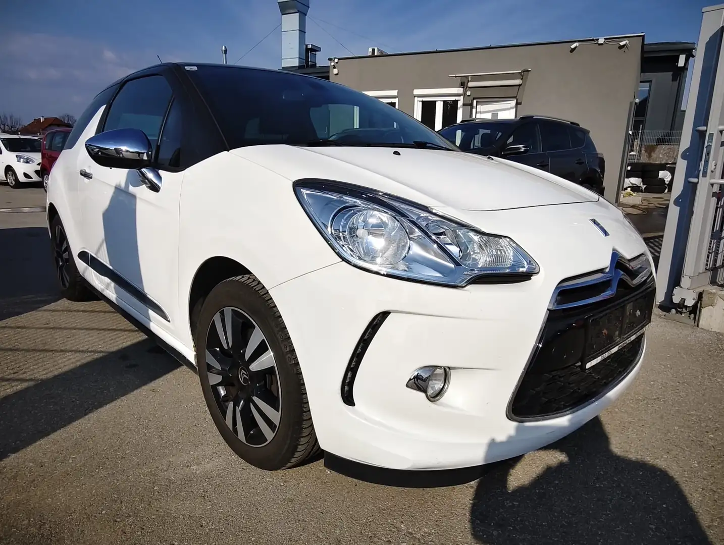 Citroen DS3 SoChic Weiß - 2