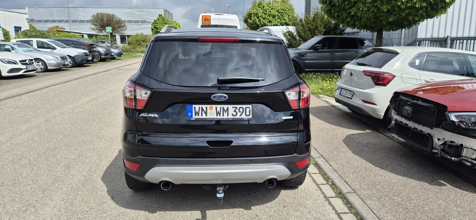 Ford Kuga Titanium Schwarz - 2