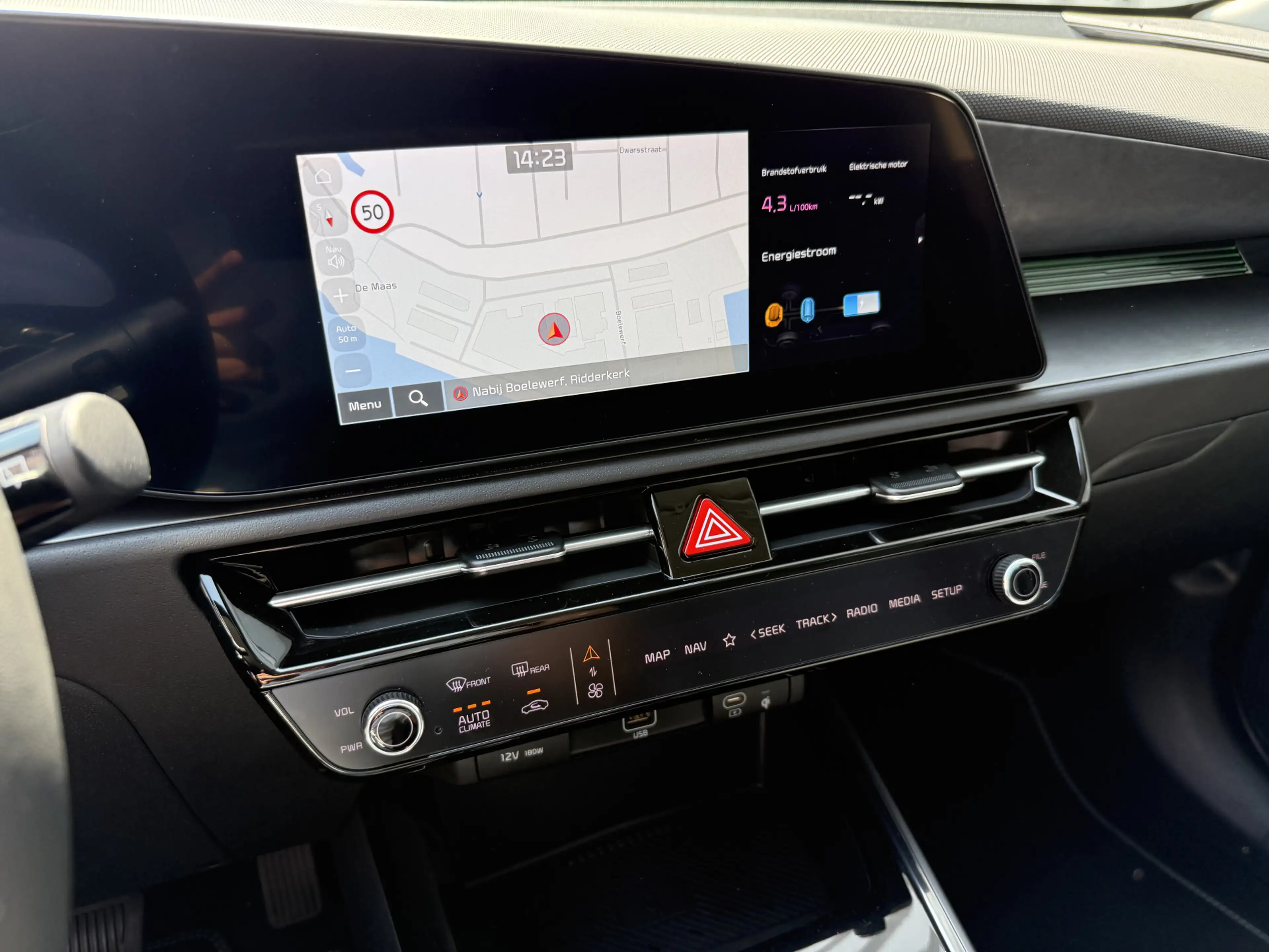 Kia Niro 1.6 GDi Hybrid DynamicLine Navi Camera Pdc — photo 16