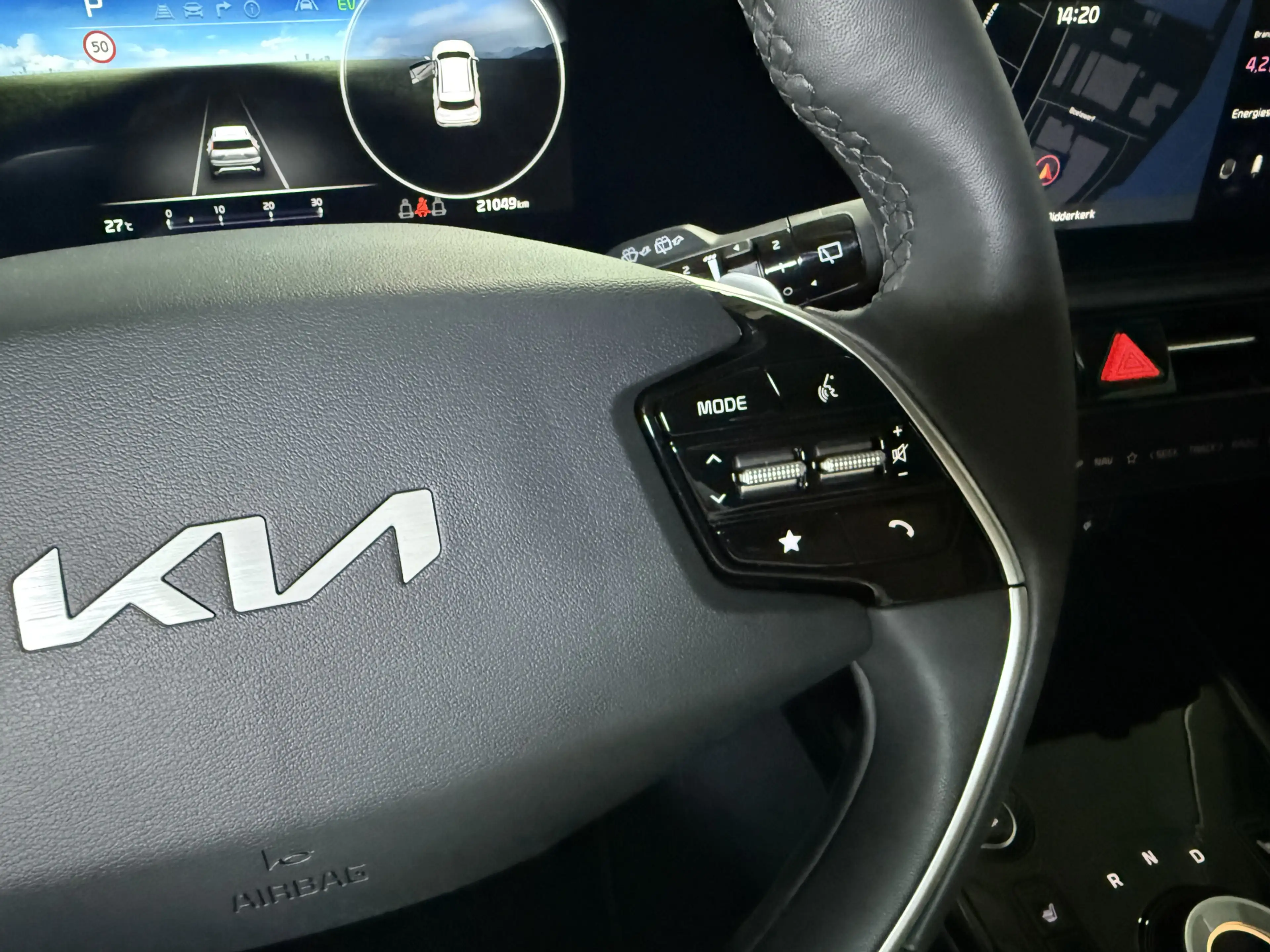 Kia Niro 1.6 GDi Hybrid DynamicLine Navi Camera Pdc — photo 26