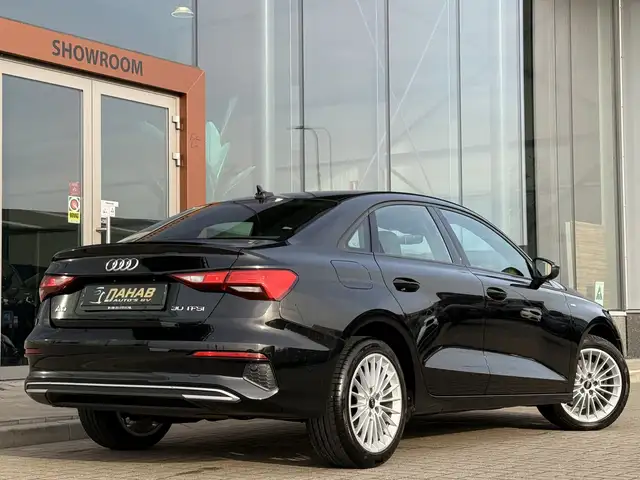 Audi A3 view 11