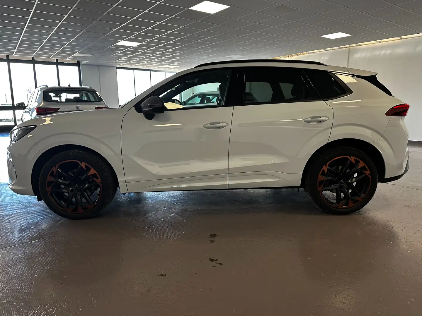 CUPRA Terramar 1.5 hybrid 150cv dsg SENZA VINCOLI Bianco - 2
