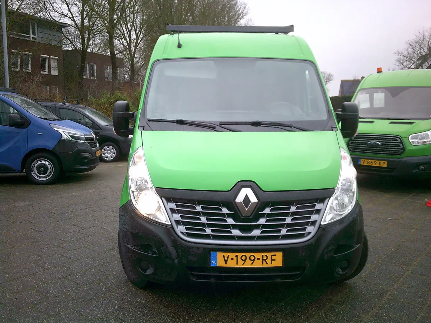 Renault Master T35 2.3 dCi L2H2 VOORZIEN VAN AIRCO+CRUISE+IMPERIA Grün - 2