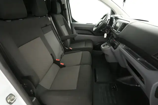 Toyota Proace view 10