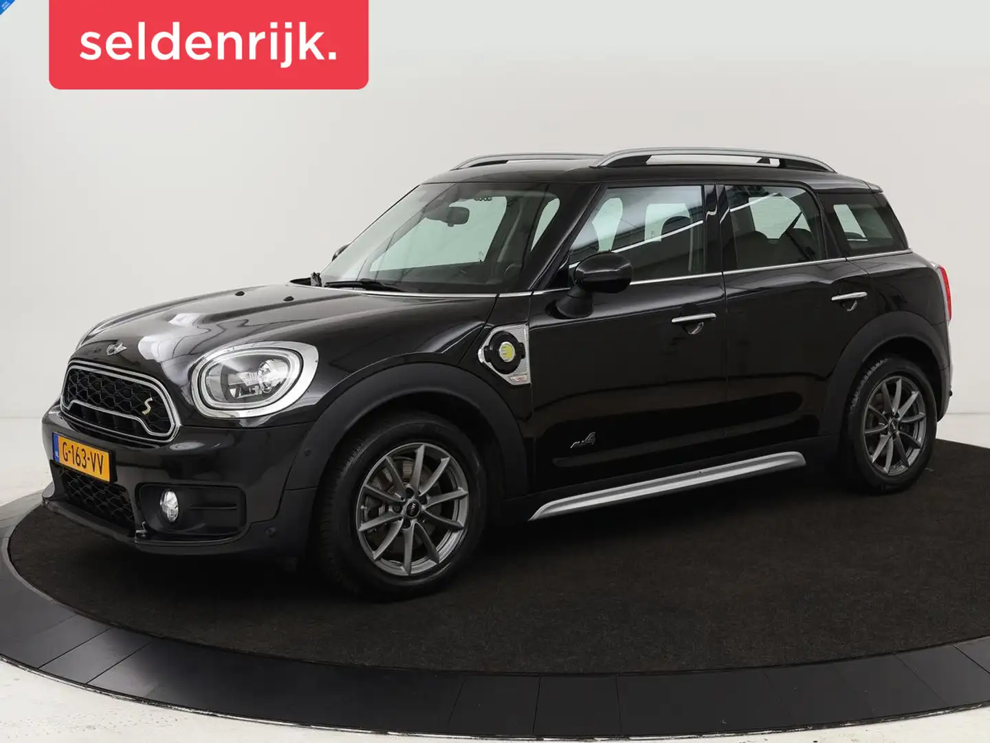 MINI Cooper S Countryman Mini 2.0 E ALL4 Pepper | Climate control | Navigat Zwart - 1