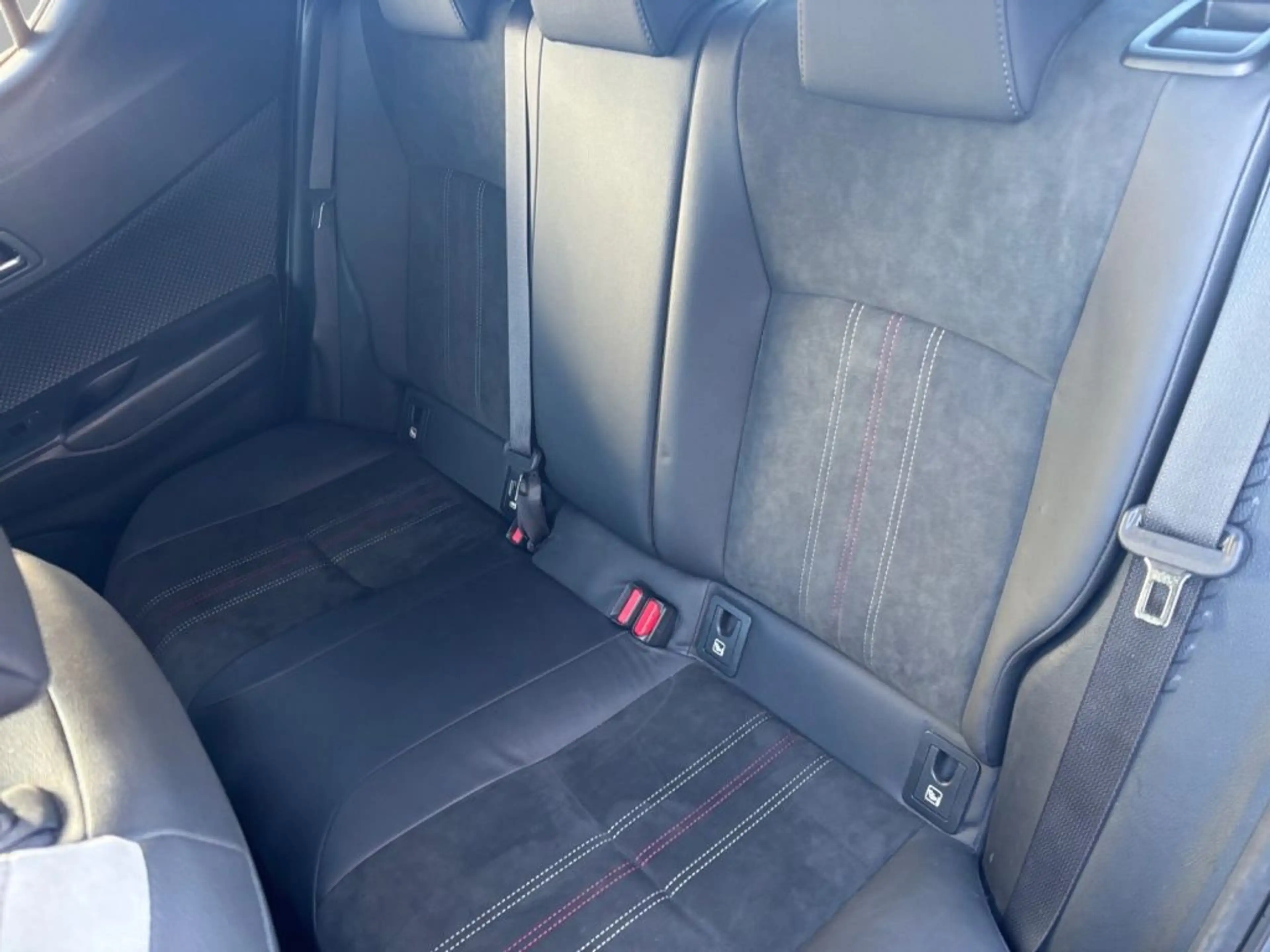 Toyota C-HR 2.0 Hybrid GR Sport — photo 10