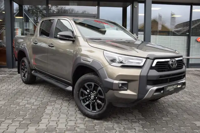Toyota Hilux 2.8 D-4D DUBBEL CABIN 48V HYBRIDE INVINCIBLE A/T 4