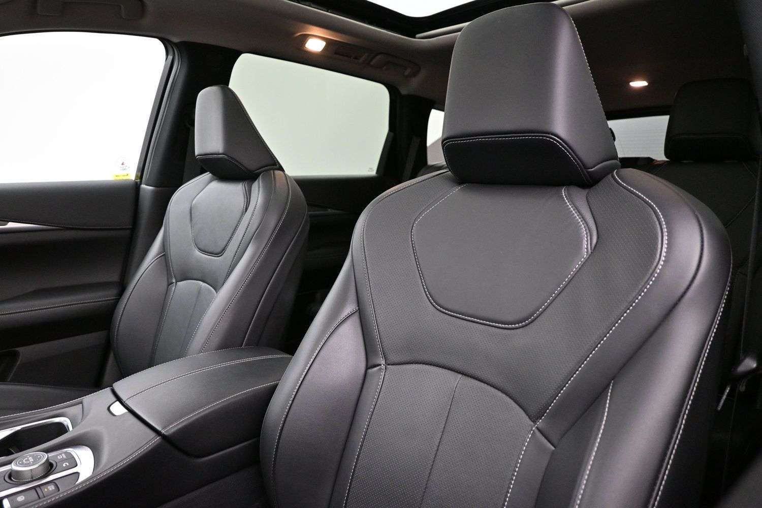 2022 Infiniti QX60 LUXE Leather I Panoramic Sunroof I Wireless CarPla — снимка 1