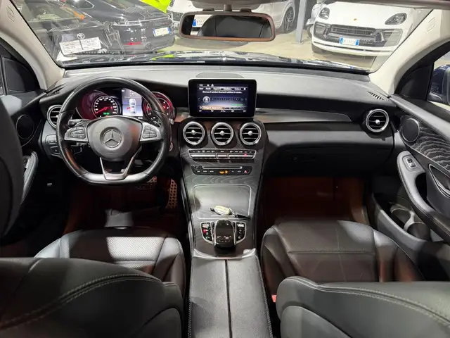 Mercedes-Benz GLC view 11