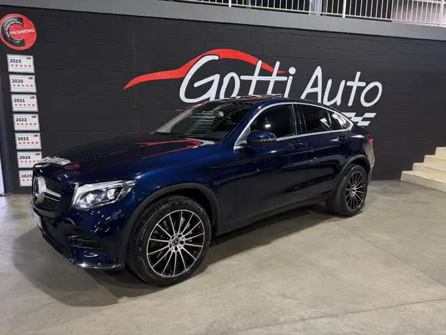 Mercedes-Benz GLC view 4