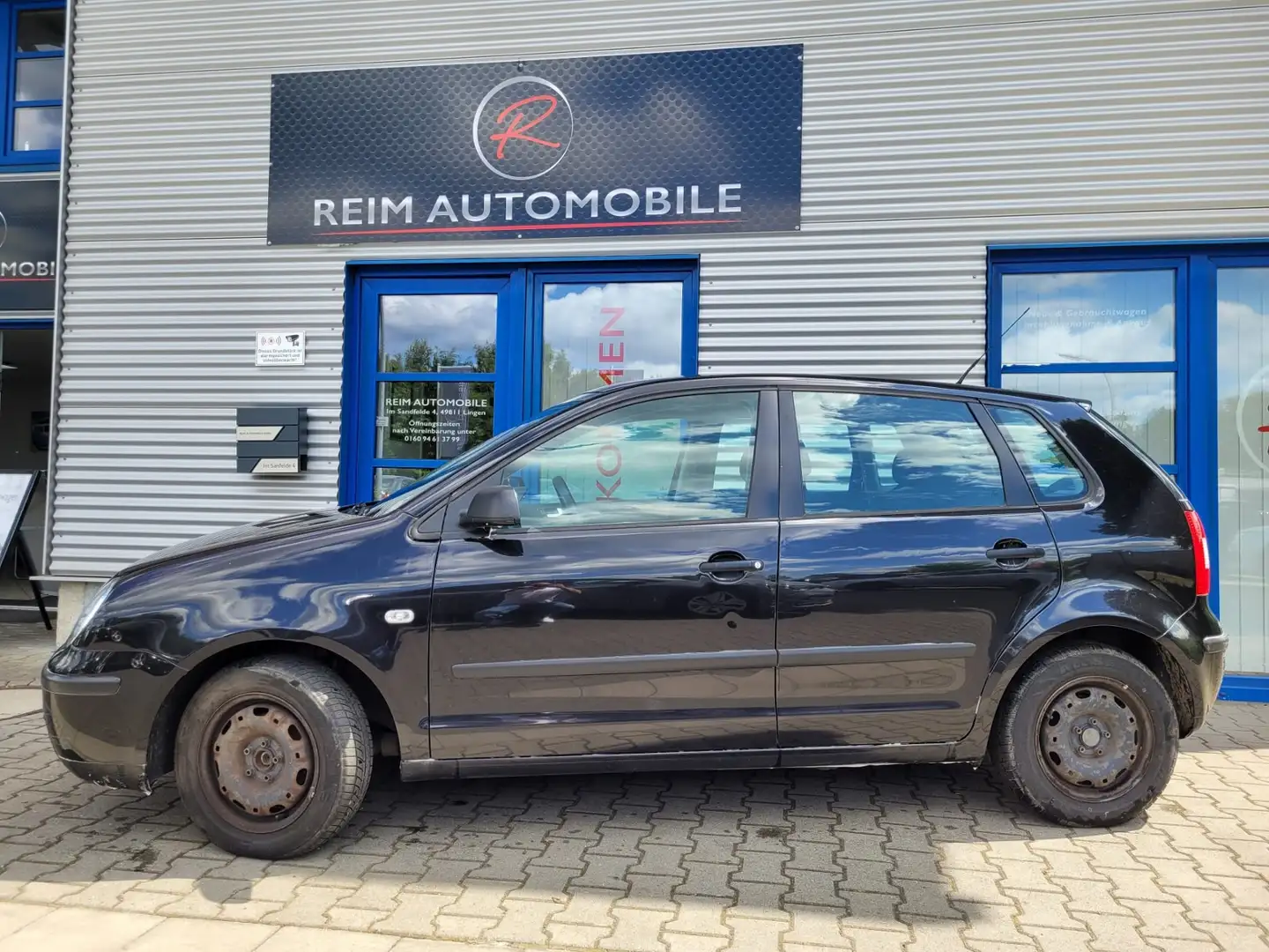 Volkswagen Polo IV 1.2*KLIMA*EL-FENSTER*RADIO Black - 2