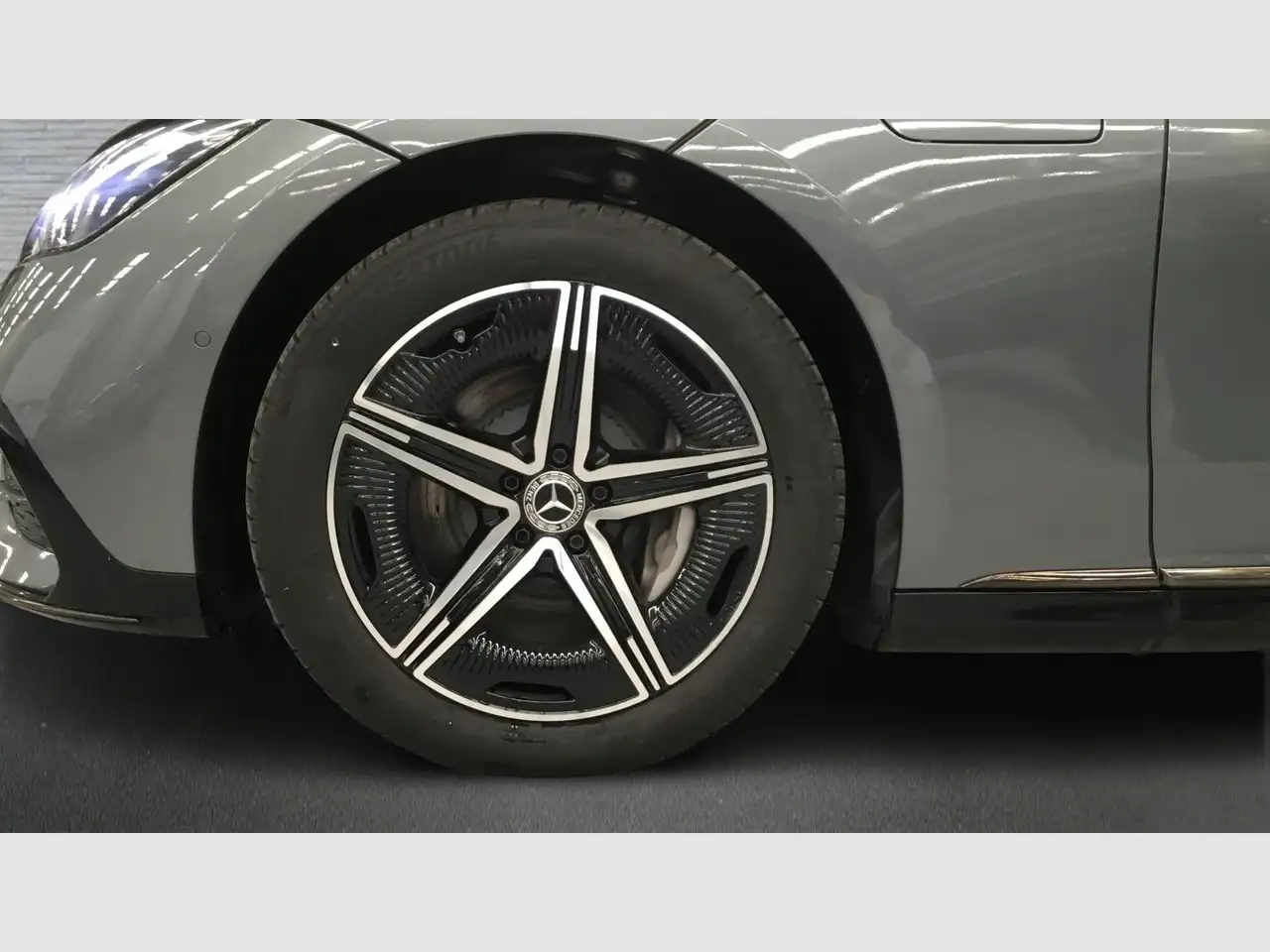 Mercedes-Benz EQE 350 2026